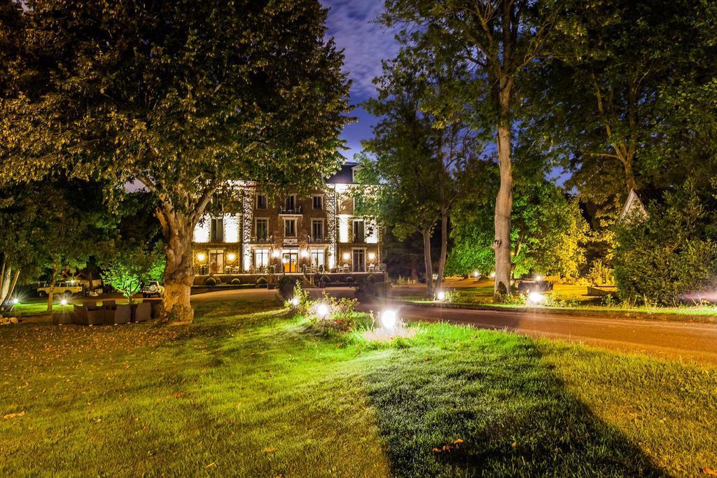 Logis Hotel & Restaurant - Le Manoir De Sauvegrain Saint-Lambert  Экстерьер фото