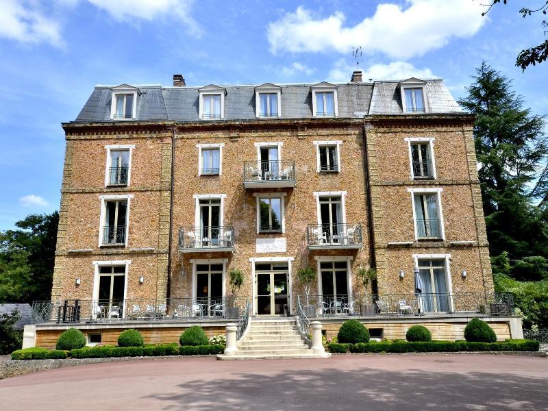 Logis Hotel & Restaurant - Le Manoir De Sauvegrain Saint-Lambert  Экстерьер фото