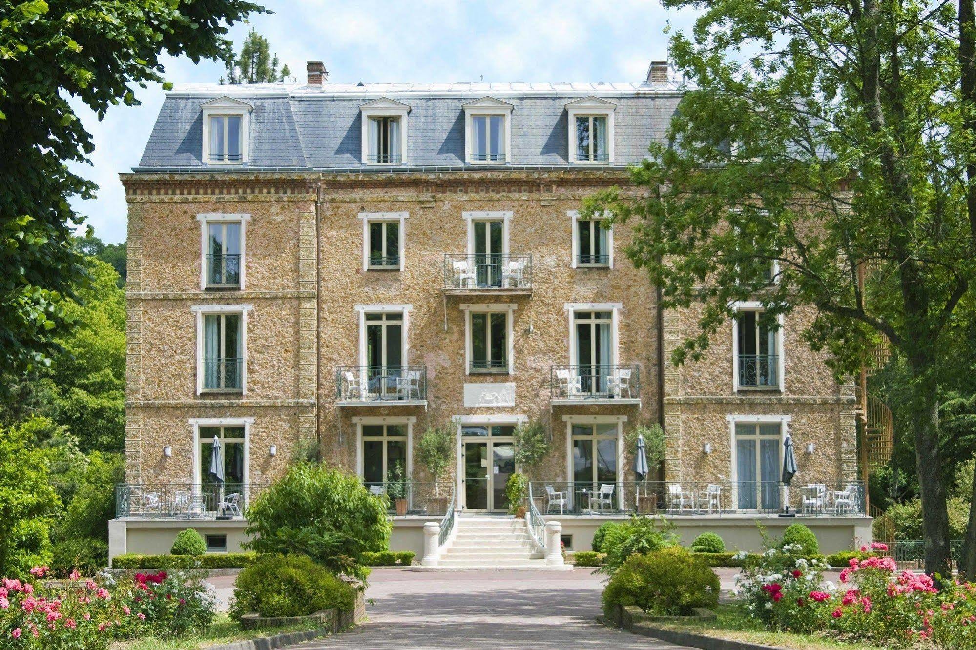Logis Hotel & Restaurant - Le Manoir De Sauvegrain Saint-Lambert  Экстерьер фото